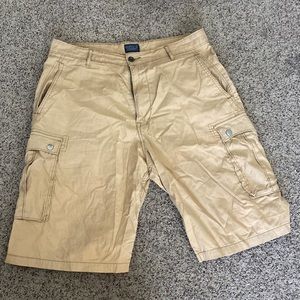Levi shorts W34